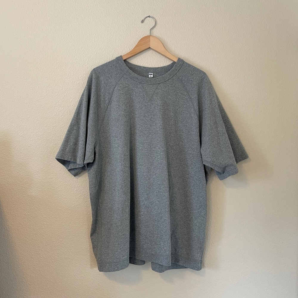 Uniqlo T-Shirt